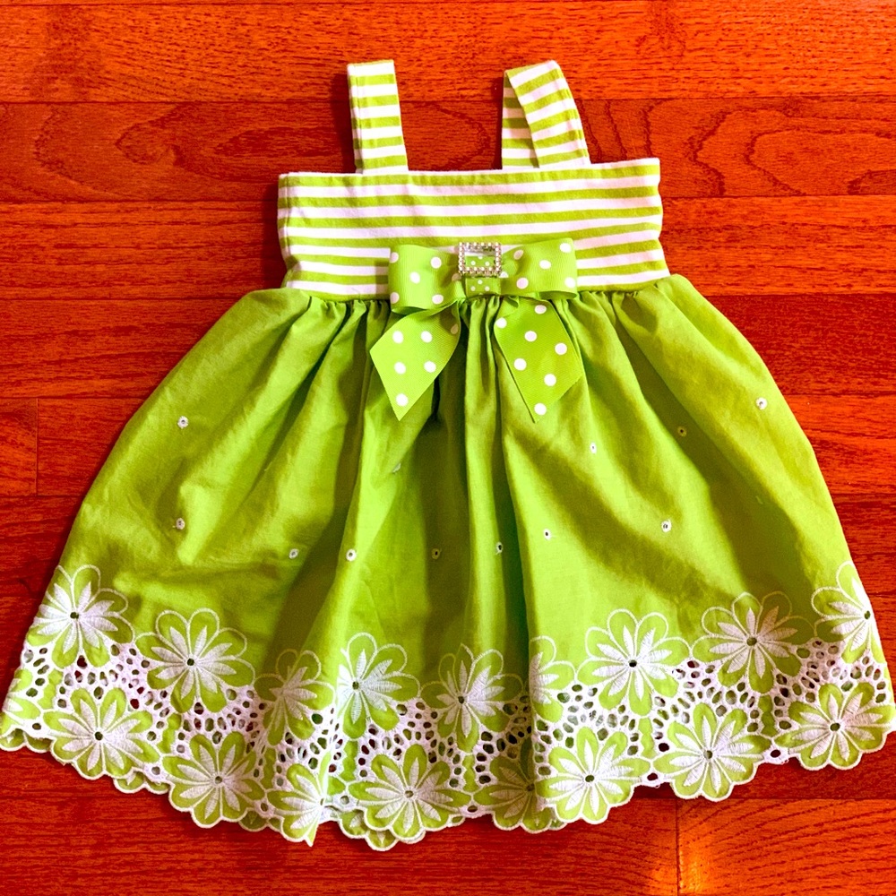 Girls 2T Easter dress green